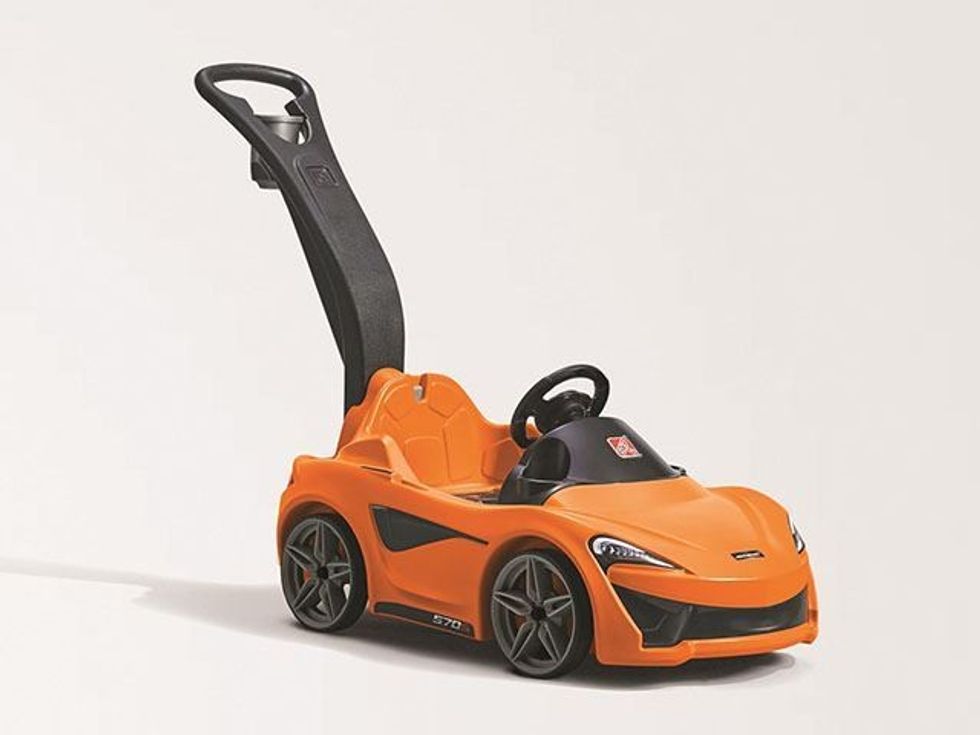 McLaren lanson makinën me çmim shumë të mirë foto 2
