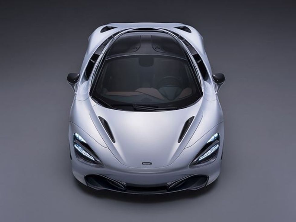 McLaren në plan të punojë super makinen me kater ulese foto 2