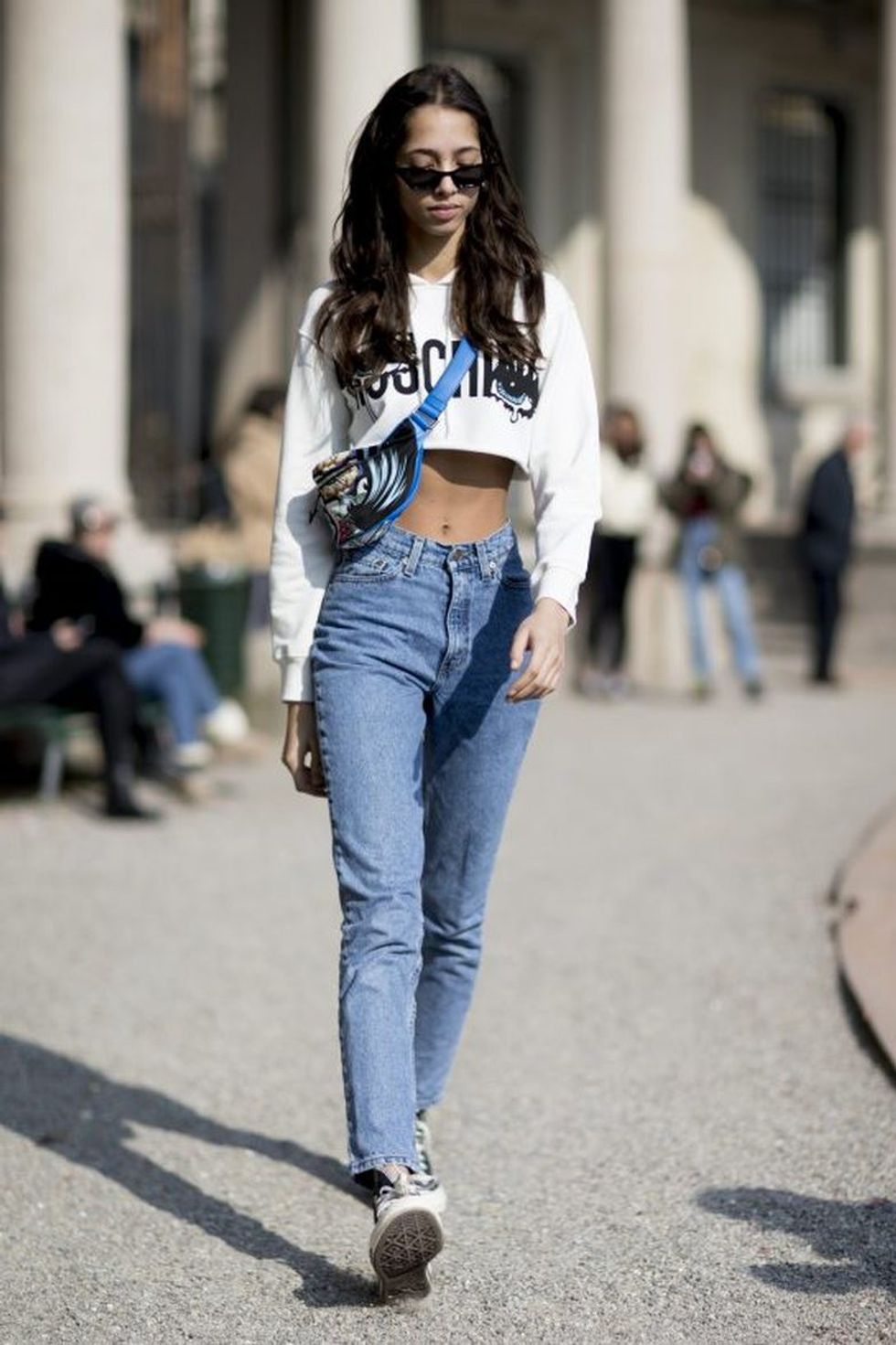 Me bluzat e shkurtra