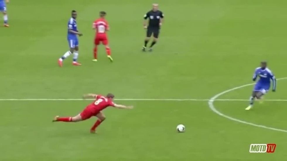 med 1481392587 00032