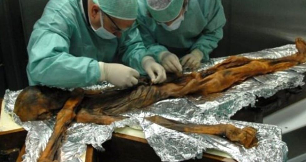 meet the iceman 5300 year old and best preserved human being ever found3