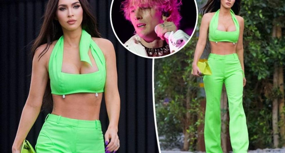 megan fox machine gun kelly concert 1