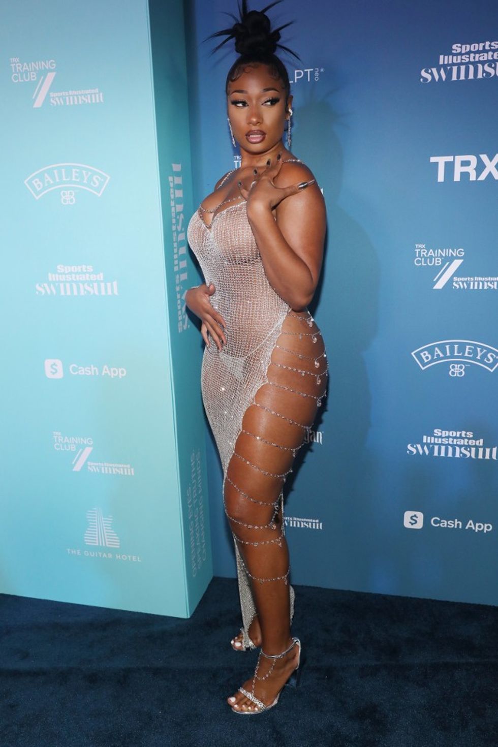 megan thee stallion sports illustrated swimsuit issue 2021 red carpet