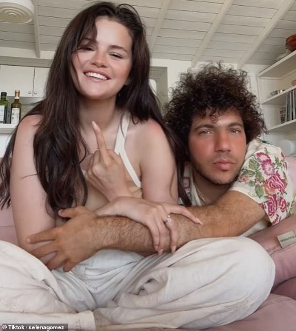 Megjithatë, momenti më zbulues i videos emocionuese erdhi kur pyetja pyeti: