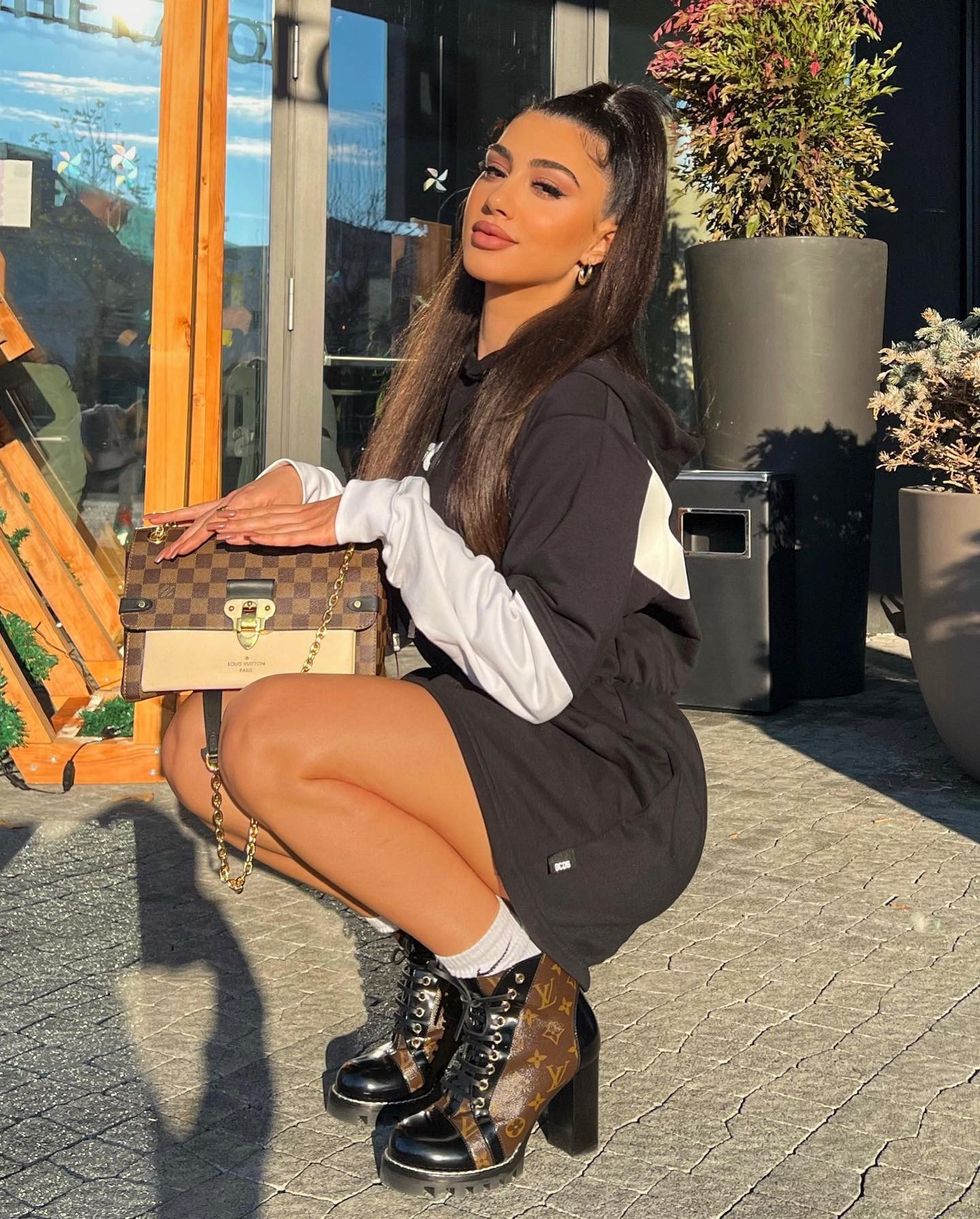 melindaademi 2605288964487378432648488695885433132827969n