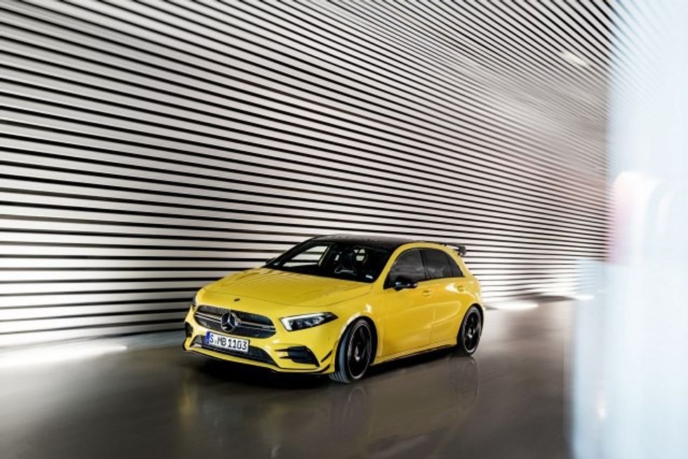 Mercedes Amg 4