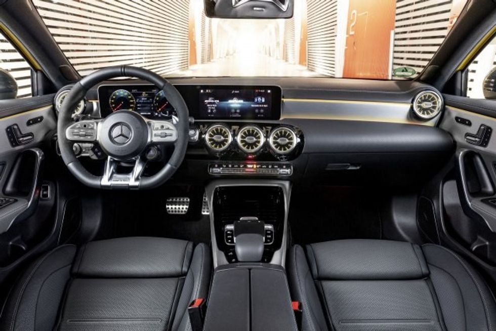 Mercedes Amg 8