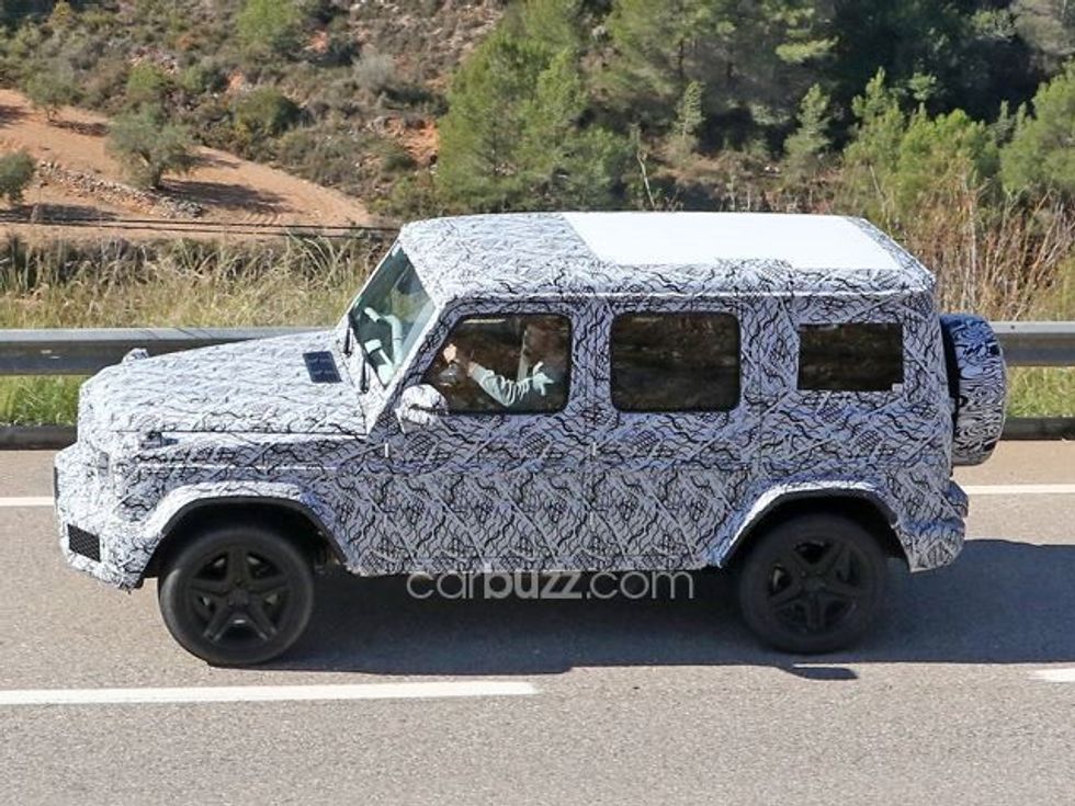 mercedes-amg-g63-i-ri-i-kamufluar-gjate-procesit-te-testimit-foto-4