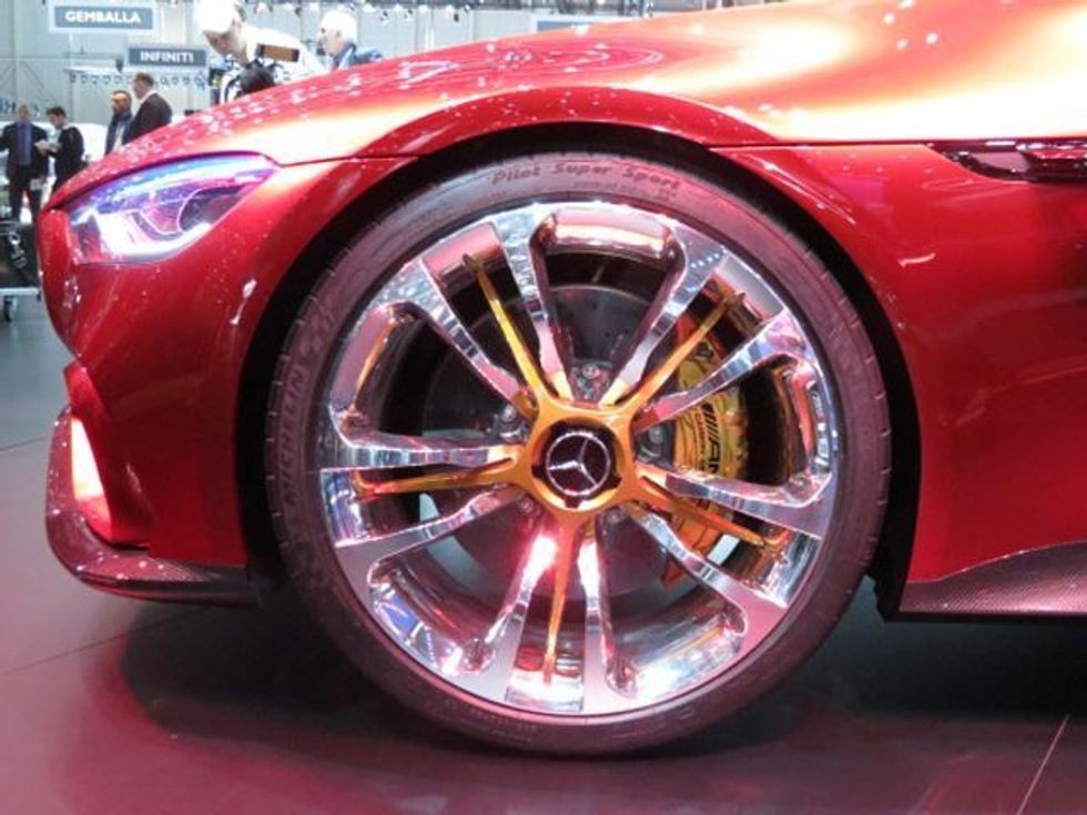 Mercedes AMG GT me kater dyer lansohet gjate vitit qe vjen foto 7