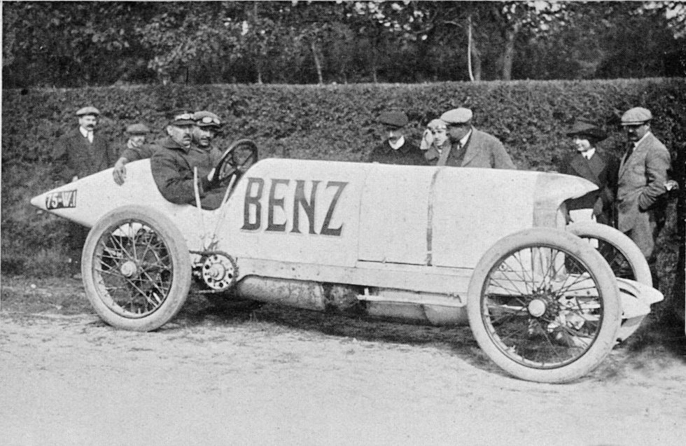 Mercedes Benz 04
