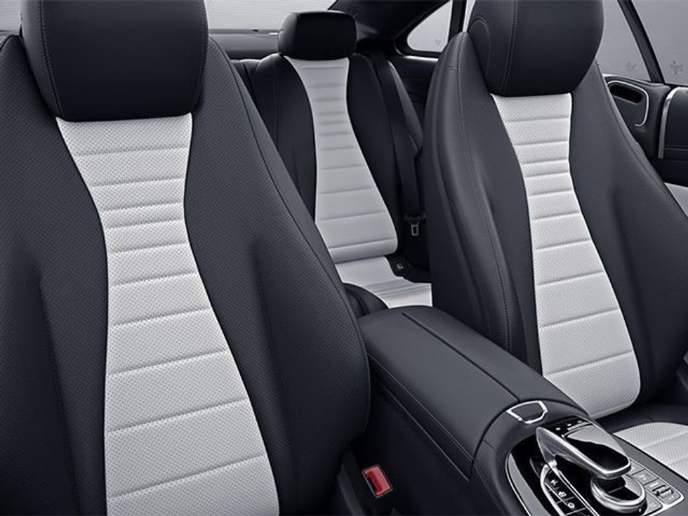 Mercedes Benz E Class kupe do te prodhohet ne vetem 555 modele foto 5