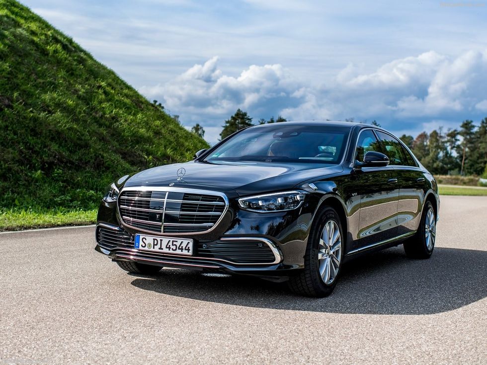 Mercedes Benz S680 Guard 4Matic 2022 1280 06