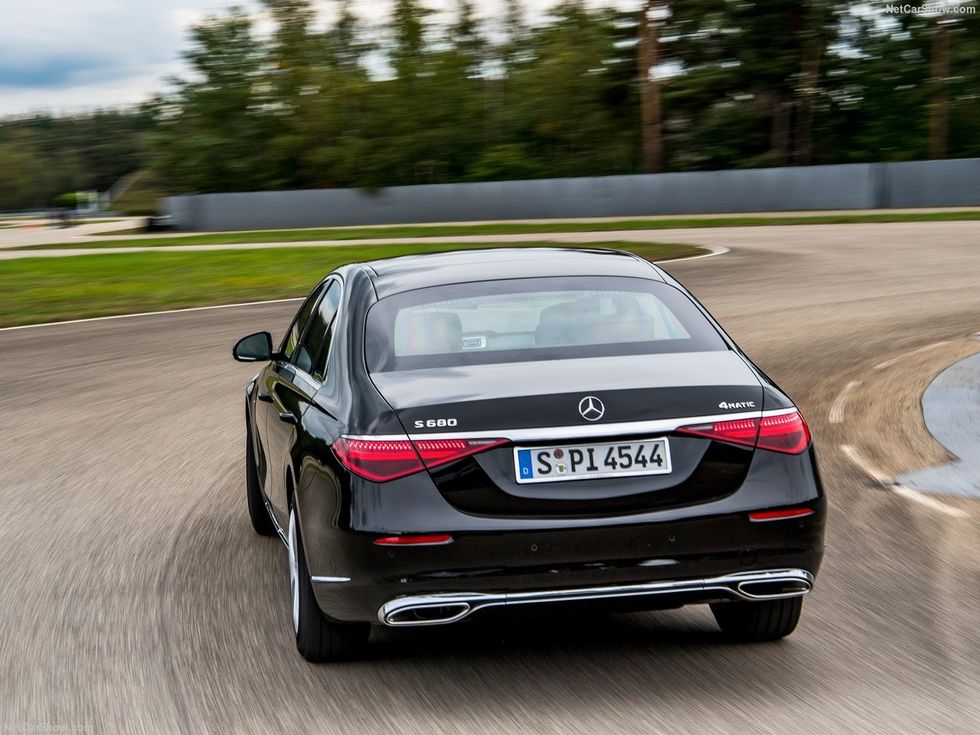 Mercedes Benz S680 Guard 4Matic 2022 1280 14