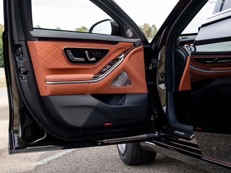 Mercedes Benz S680 Guard 4Matic 2022 1280 1f