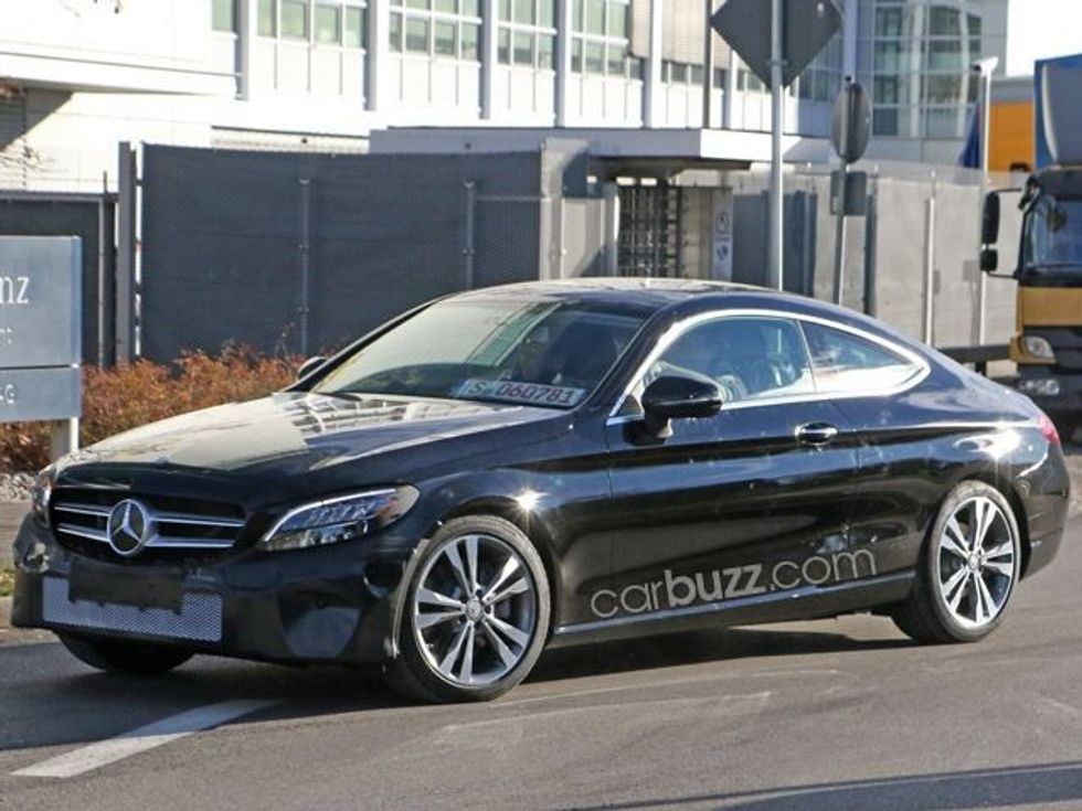 Mercedes teston kupenë e re shikoni si duket C Class foto 3