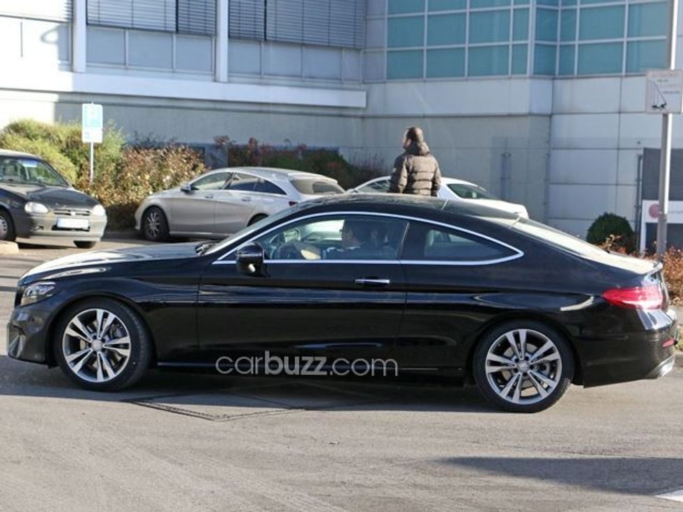 Mercedes teston kupenë e re shikoni si duket C Class foto 4