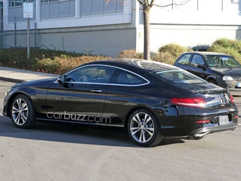 Mercedes teston kupenë e re shikoni si duket C Class foto 5