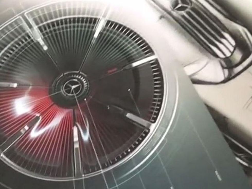 Mercedes tregon detaje të makinës misterioze që do ta publikojë së shpejti foto 2