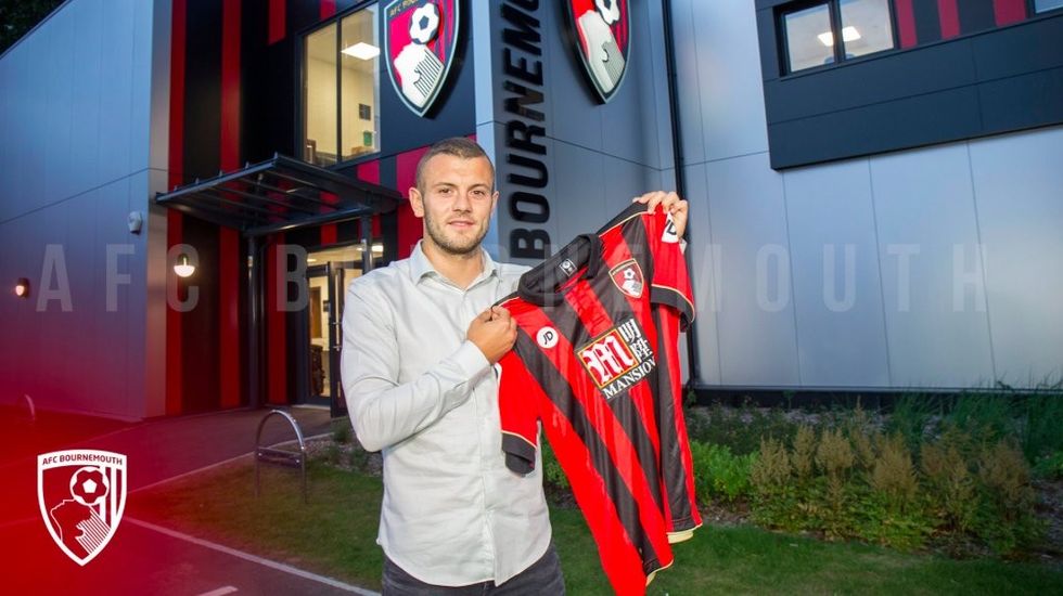 Mesfushori refuzoi Milanin e Romën për Bournemouth.