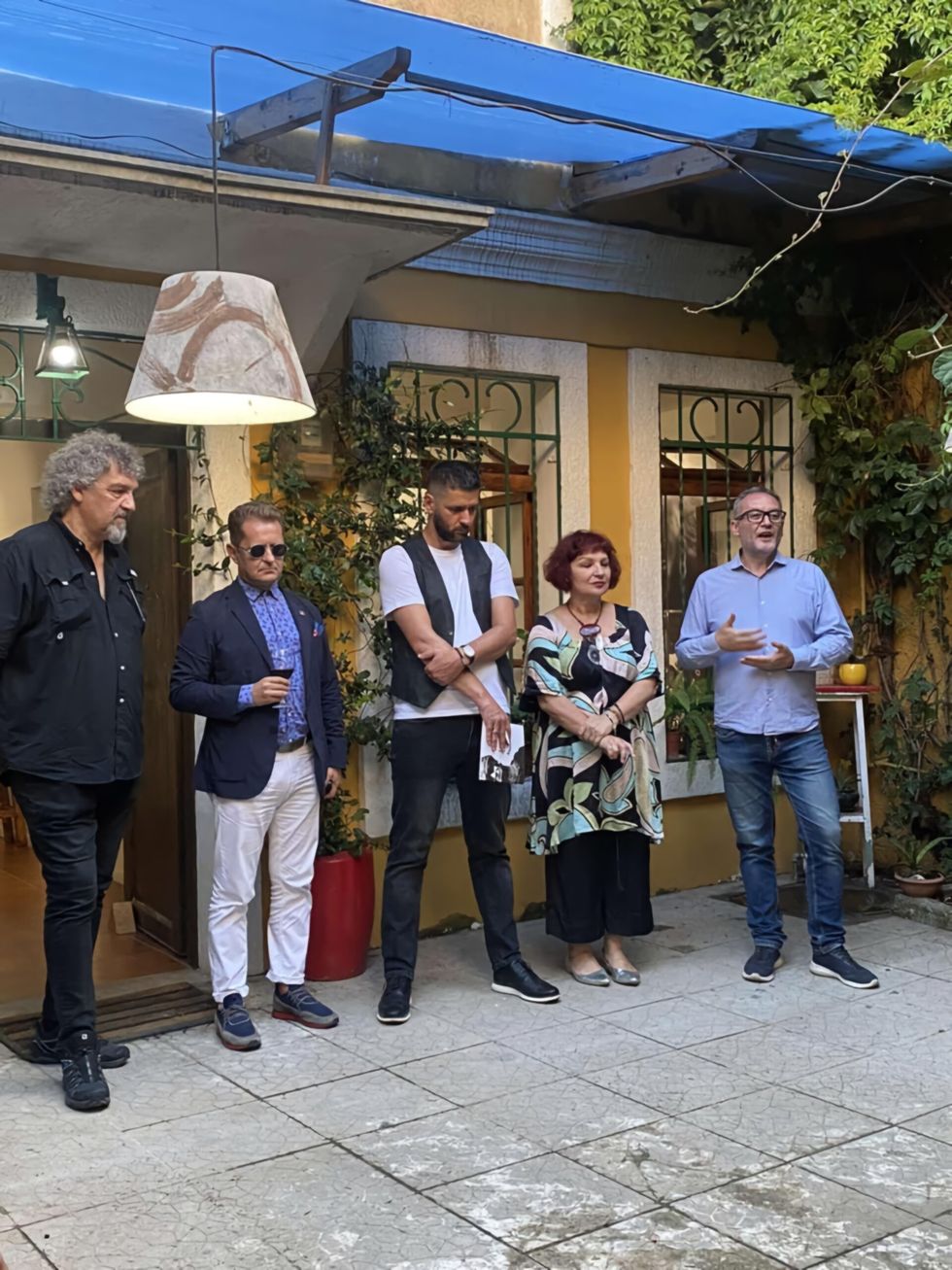 Messenger creation b383611e 3d58 42bd bae0 eb2a4fda41f4 scaled