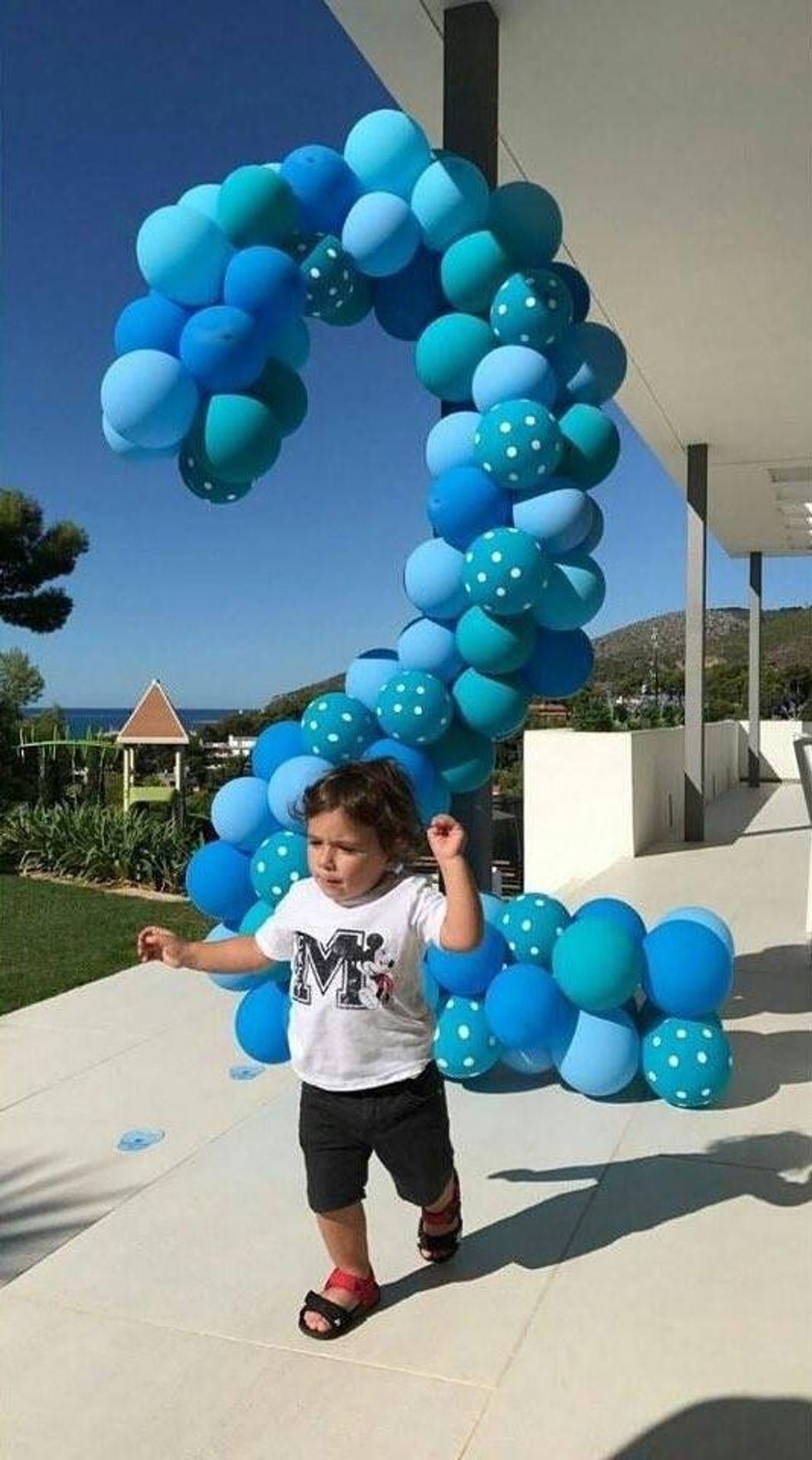 messi 3 2