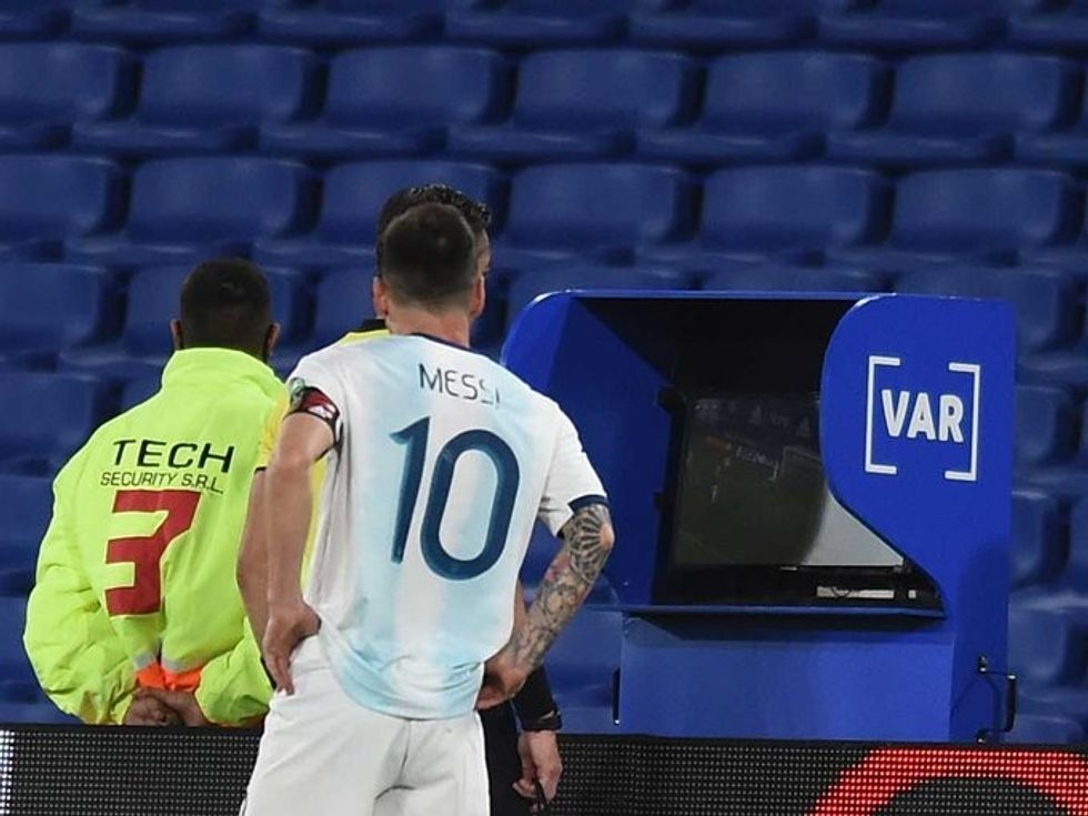 Messi var 1