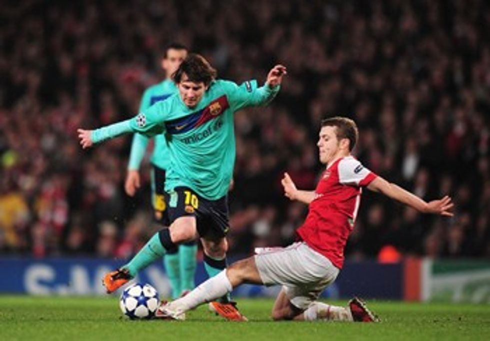 messi wilshere350(1)