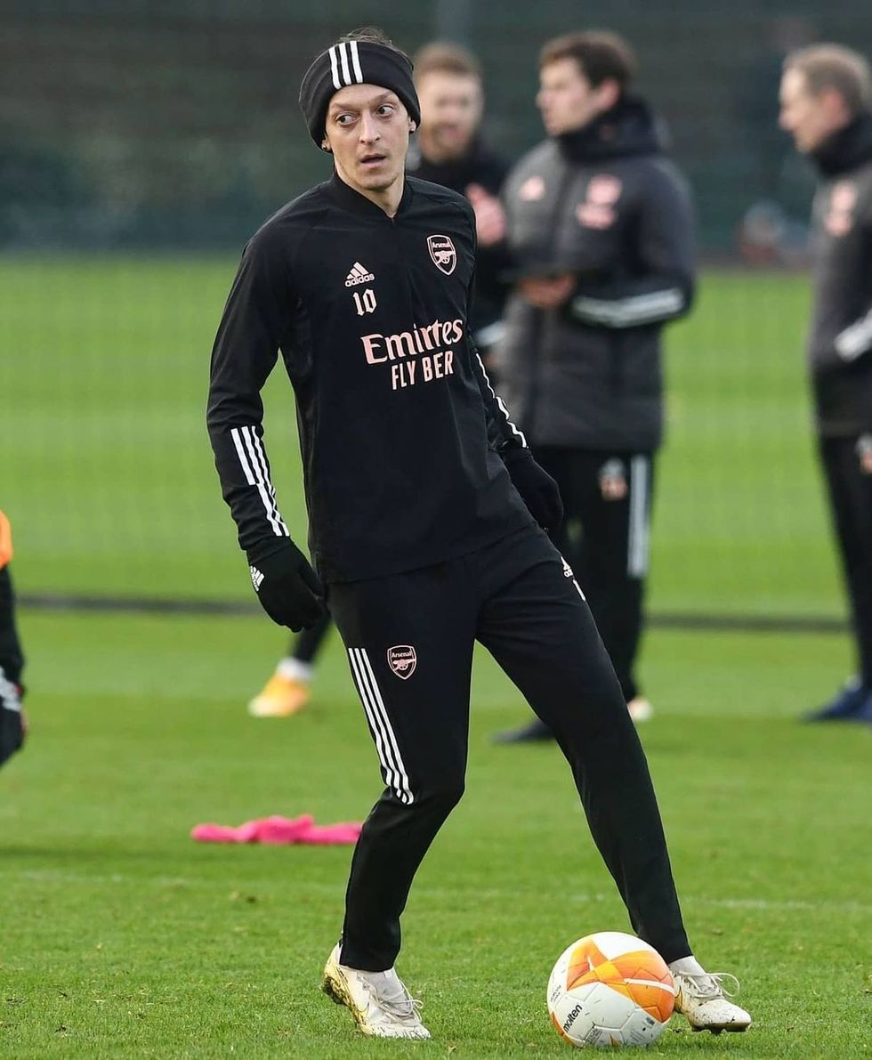 mesut 4