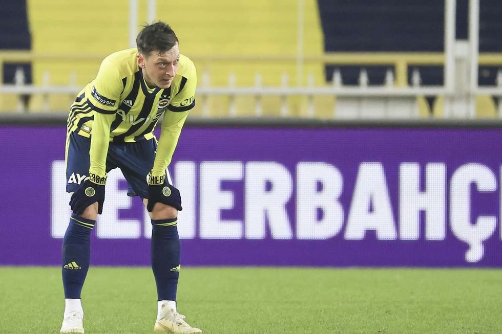 mesut ozil fenerbahce c3brdm3lzvjj1qfbdrs3woa6h