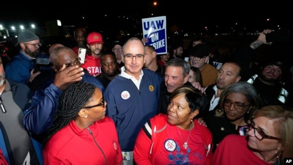 Miçigan-Punonjësit e Industrisë së Makinave në grevë.