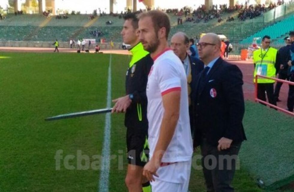 Migjen Basha me fanellën e Barit