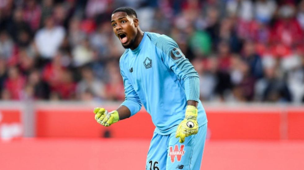 mike maignan losc lille 1539597868 18247 1