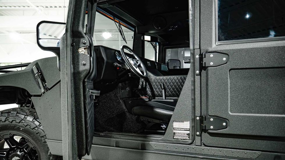 mil spec hummer h1 with 1 000 lb ft of torque 3