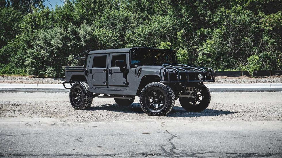 mil spec hummer h1 with 1 000 lb ft of torque 7