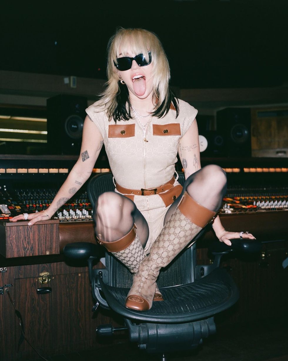 mileycyrus 272633470 478723473633648 2264827343085286275 n