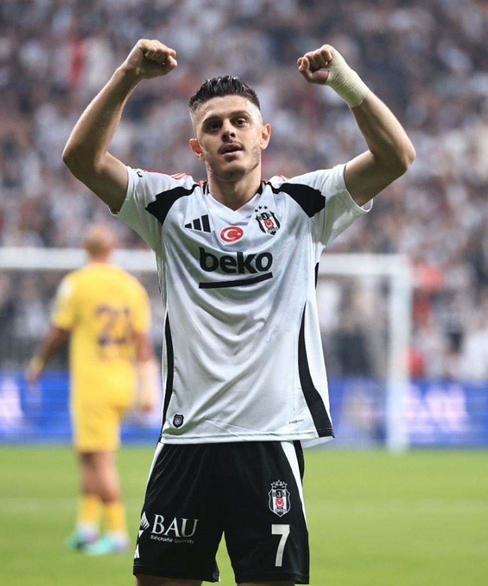 milot rashica 2323