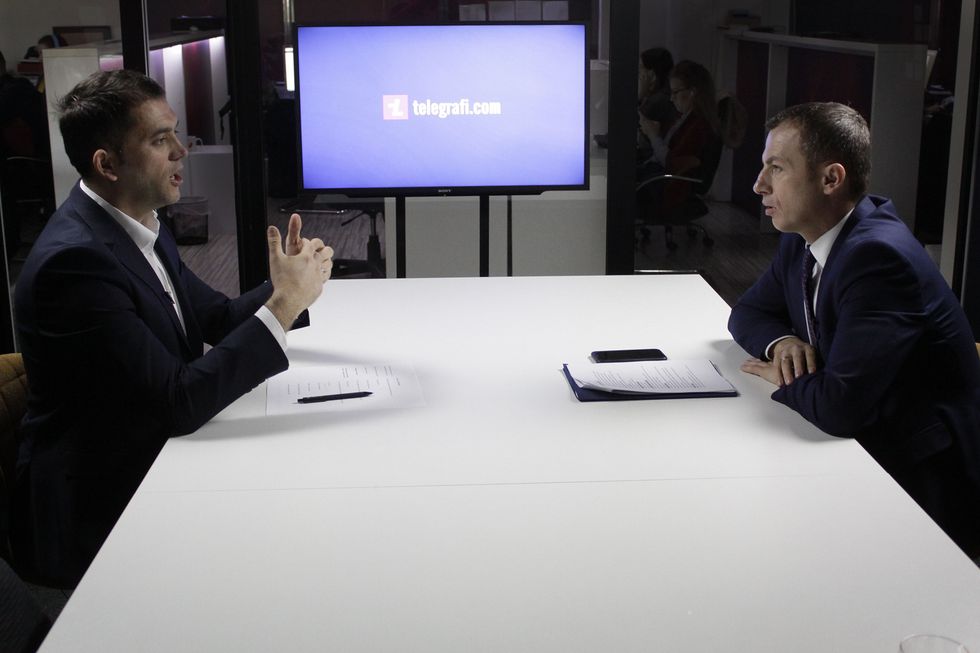 Ministri i Punës dhe Mirëqenies Sociale, Skender Reçica, gjatë intervistës për Emisionin “EKONOMI” në Telegrafi.com