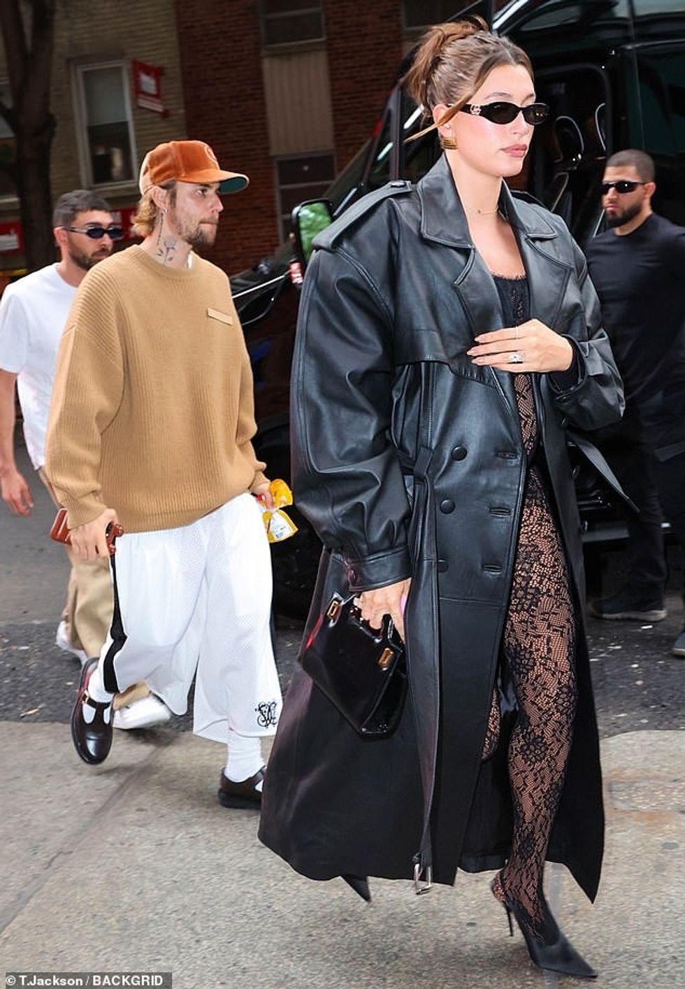 Modelja 27-vjeçare dhe superylli 30-vjeçar i popit (majtas) njoftuan këtë maj se janë në pritje të fëmijës së tyre të parë.