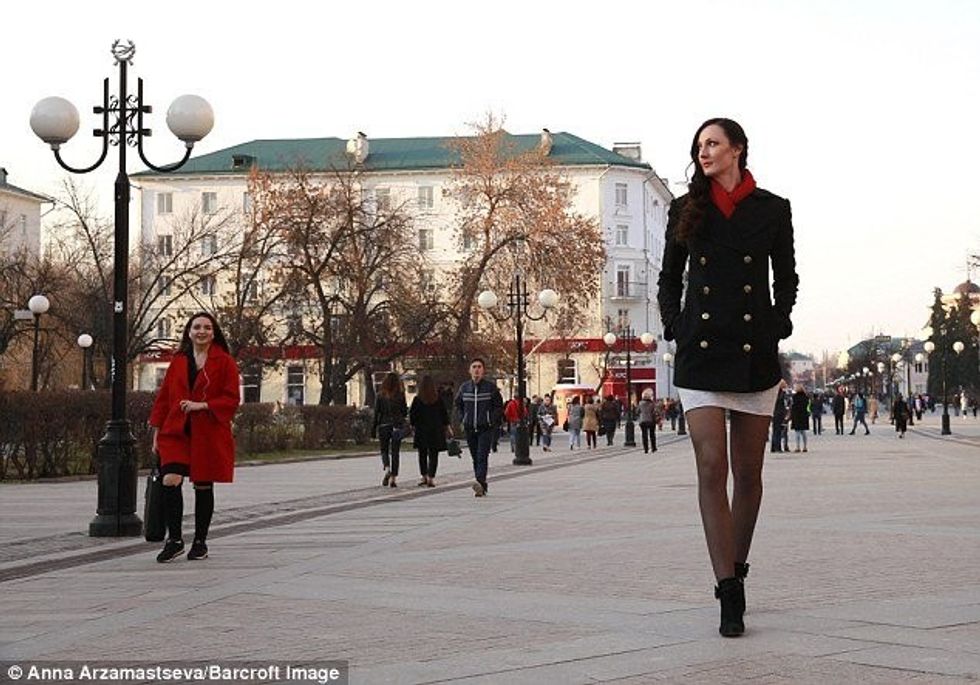 Modelja pritet të fitojë edhe rekordin për këmbët më të gjata foto 5