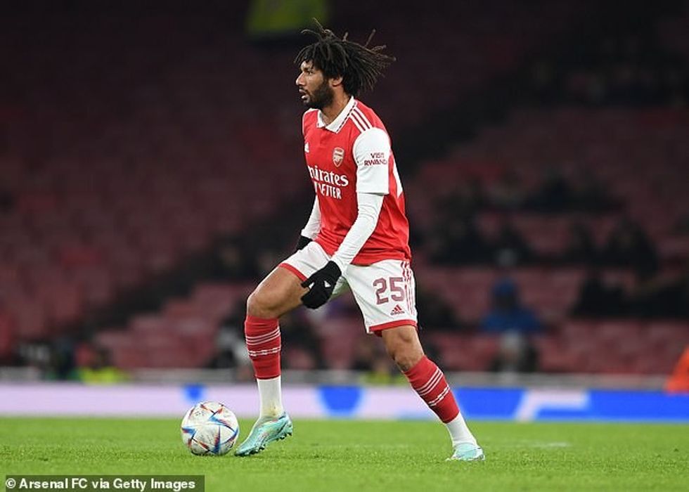 Mohamed Elneny është një tjetër nga yjet e Arsenalit që ka përfunduar licencën UEFA B
