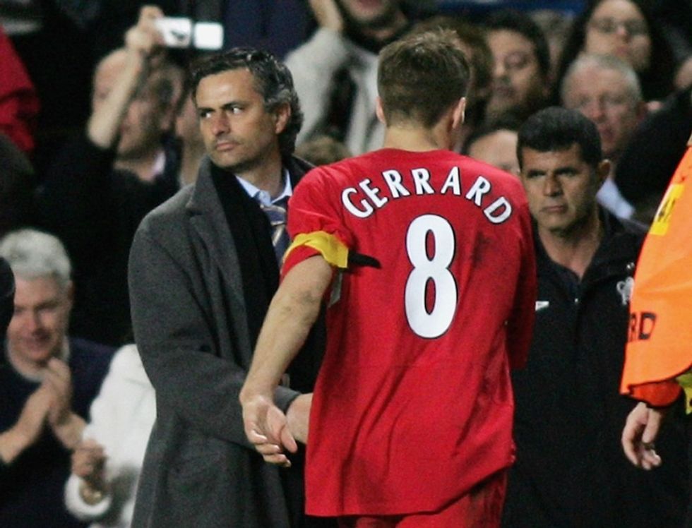 Mourinho dhe Gerrard shpesh e kanë pranuar publikisht admirimin e tyre për njëri -tjetrin dhe i janë afruar shumë punës së bashku