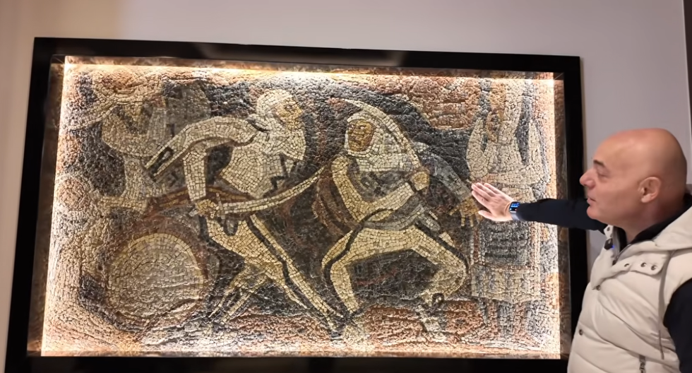 Mozaiku "Vallja e Rugov\u00ebs"