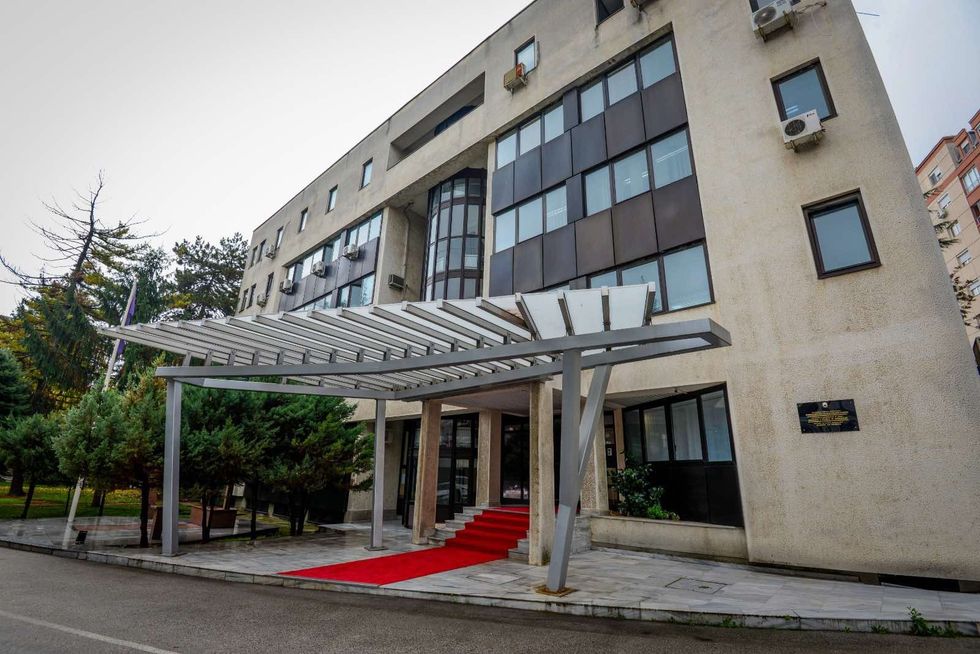 Kallëzim penal ndaj një polici në Maqedoni, dhunoi fizikisht bashkëshorten