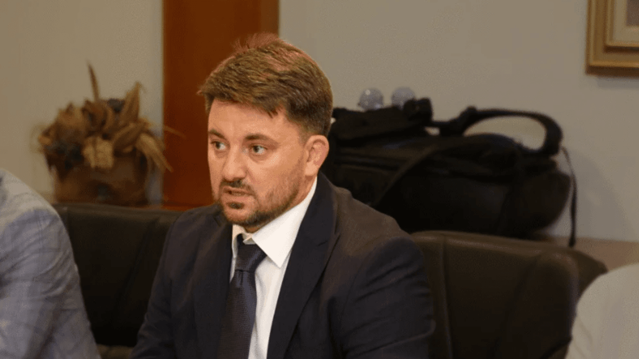 Elmazi: Borxhi i Komunës së Sarajit është tre milionë euro Elmazi: Borxhi i Komunës së Sarajit është tre milionë euro