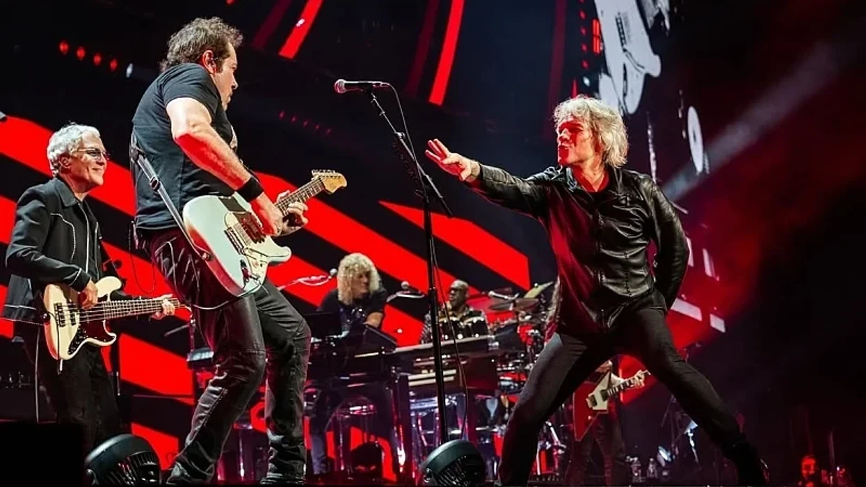 Jon Bon Jovi ndërpreu papritur koncertin për shkak të problemeve shëndetësore: Nuk po e merrni edicionin tim më të mirë