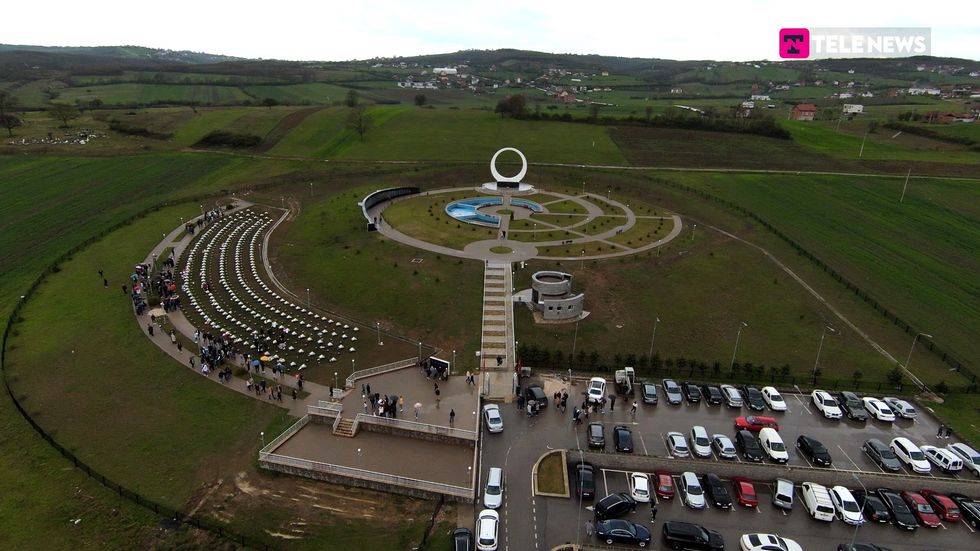 MVI 2787.00 02 39 07.Still047