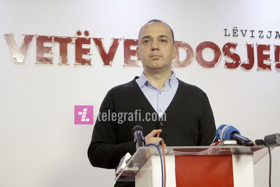 Mytaher Haskuka konference e vetevendosjes foto Ridvan Slivova 3