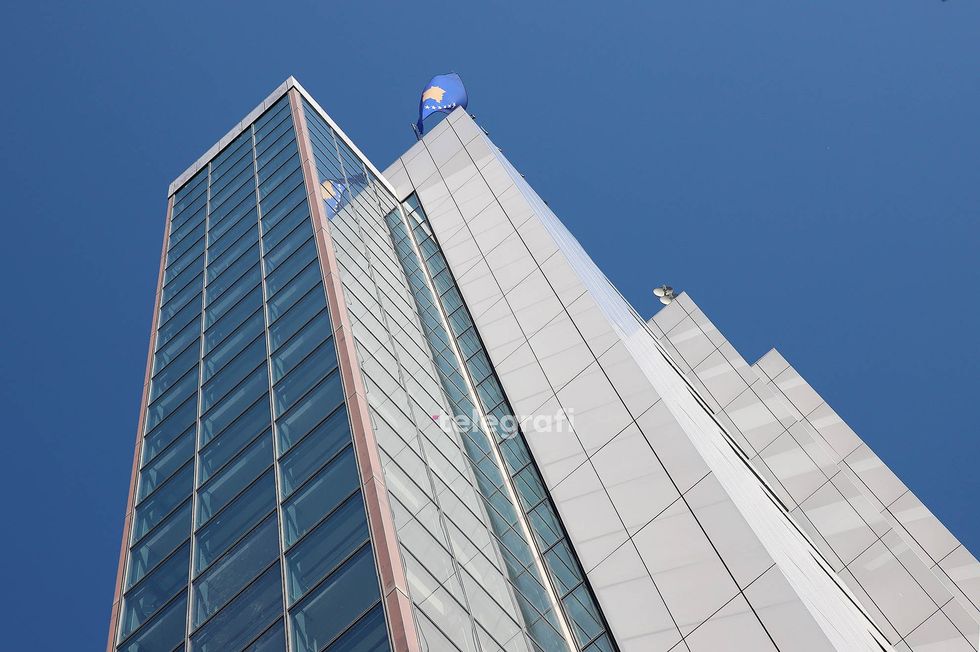 Ndertesa e Qeverise foto Ridvan Slivova 8