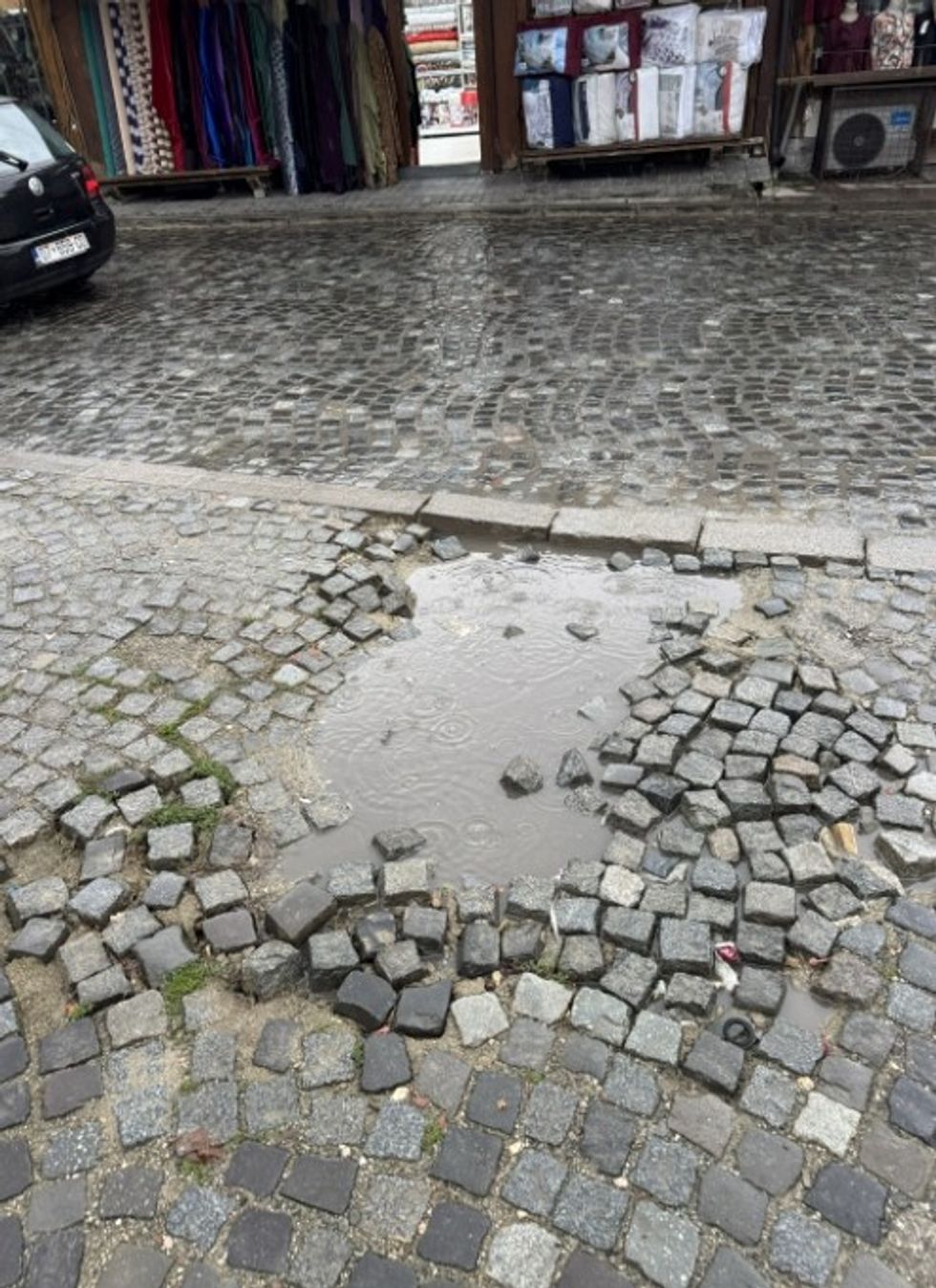 Ndreqe.com Rruga Carshia e Vjeter