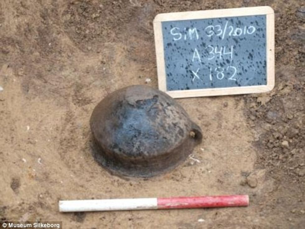 Në fund të tiganit tremijë vjeçar gjendet djathë i djegur foto 2